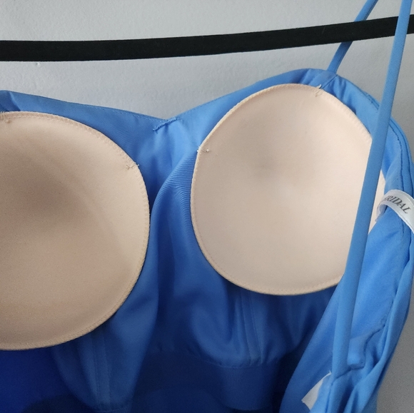 David's Bridal Sweetheart Neckline Chiffon Strapless Bridesmaids Dress - Picture 6 of 7